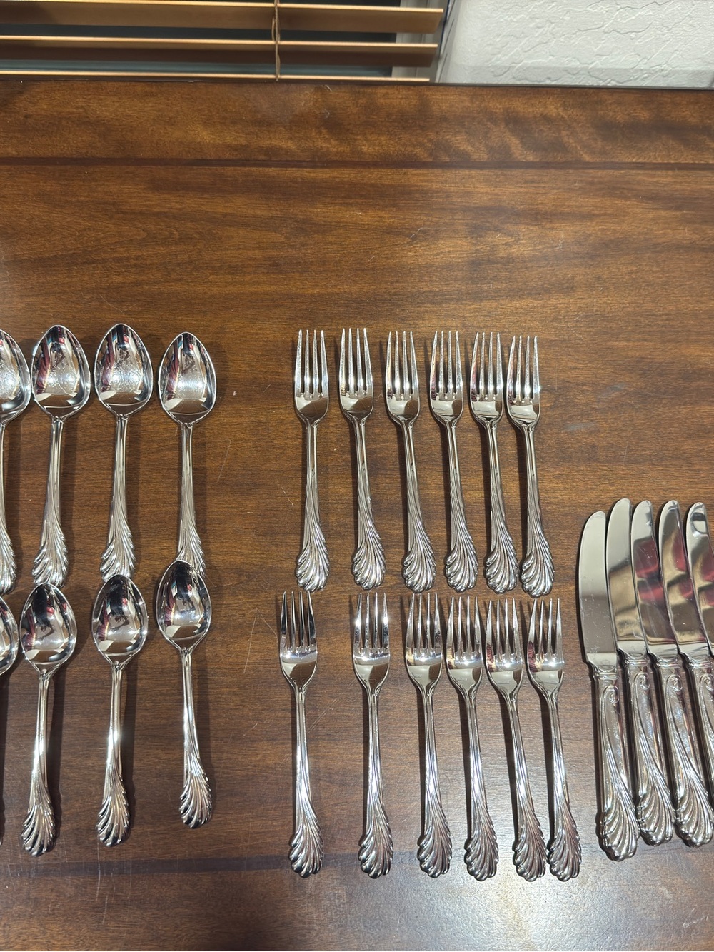 Cove Yamazaki Japan Stainless Steel Silver Flatware Set - 28 pieces